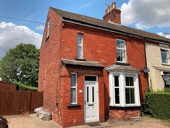 3 Bedroom Semi-Detached House To Rent In Newark Road, Lincoln, LN6