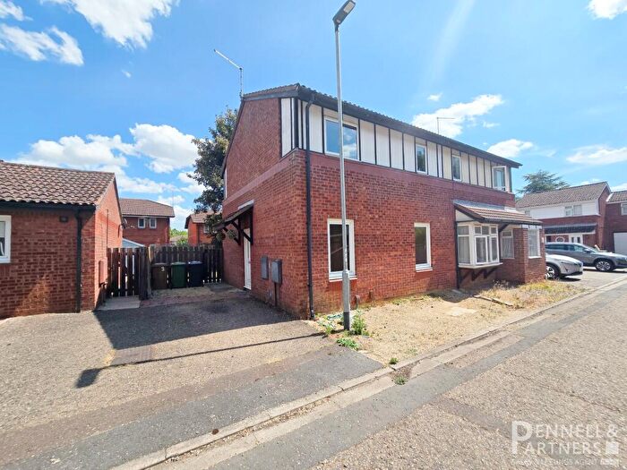 3 Bedroom House To Rent In Thursfield, Werrington, PE4