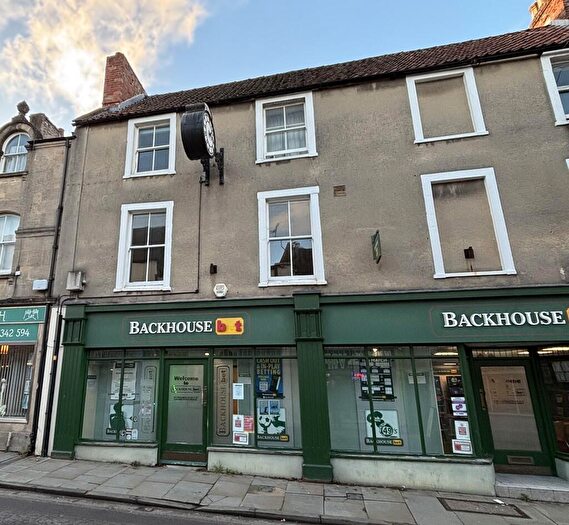 2 Bedroom Flat To Rent In Commercial Road, Shepton Mallet, BA4