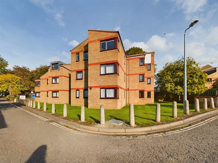 1 Bedroom Apartment To Rent In Beaulands Close Cambridge, CB4