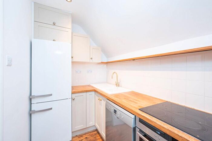 2 Bedroom Flat For Sale In Greencroft Gardens, South Hampstead, London, NW6