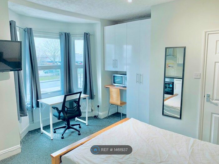 Studio To Rent In Vastern Road, Reading, RG1