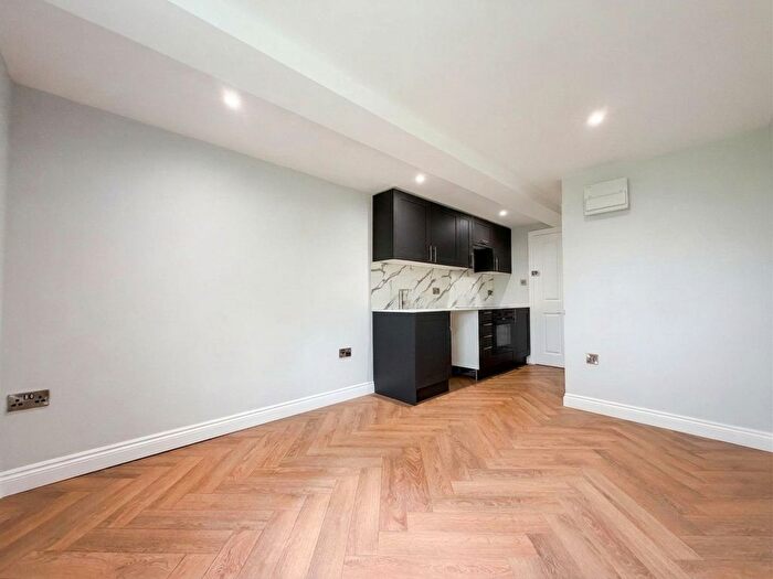 Studio To Rent In Railway Road, Newhaven, BN9