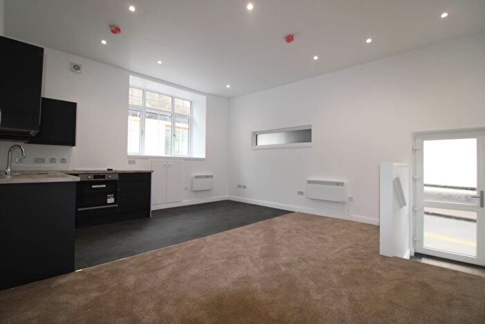 2 Bedroom Flat To Rent In Harbour Street, Nairn, IV12