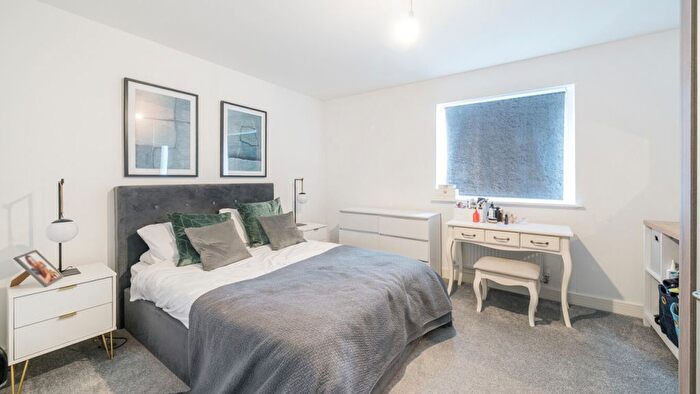1 Bedroom Flat For Sale In Burney Drive, Glebe Farm, Milton Keynes, MK17