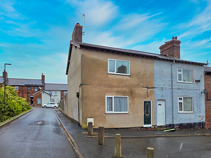 2 Bedroom End Of Terrace House For Sale In Midland Terrace, Chesterfield, S43