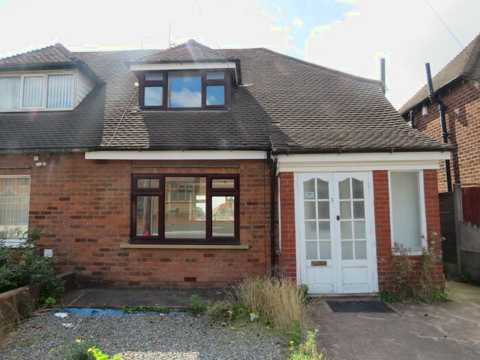 3 Bedroom Property To Rent In Bull Street, Dudley, DY1