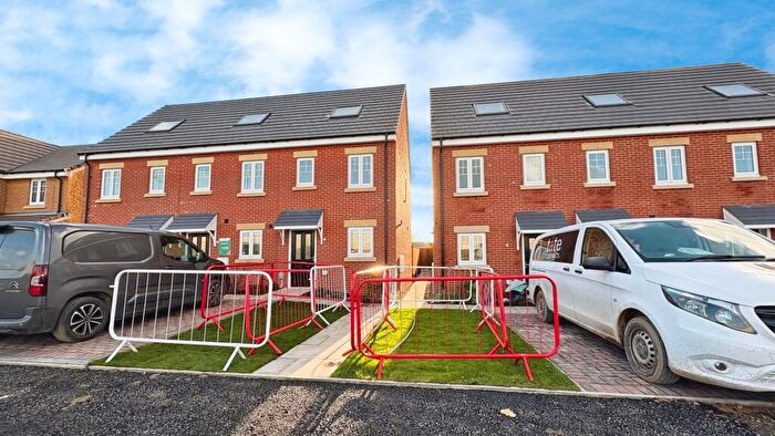 3 Bedroom Semi Detached House To Rent In Monarch Avenue, Bamber Bridge, PR5