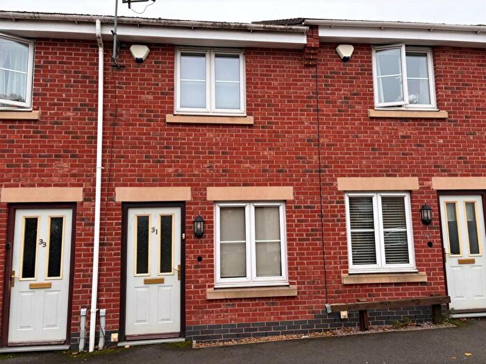 2 Bedroom Terraced House To Rent In Princes Street, Rugby, CV21