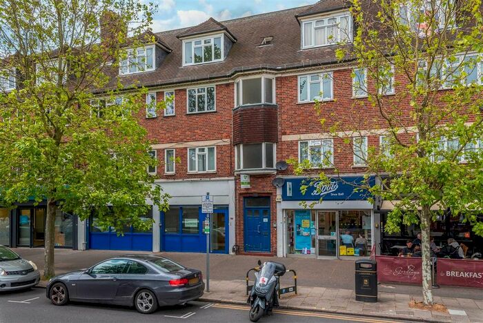 2 Bedroom Flat To Rent In Burnt Ash Lane, Bromley, BR1