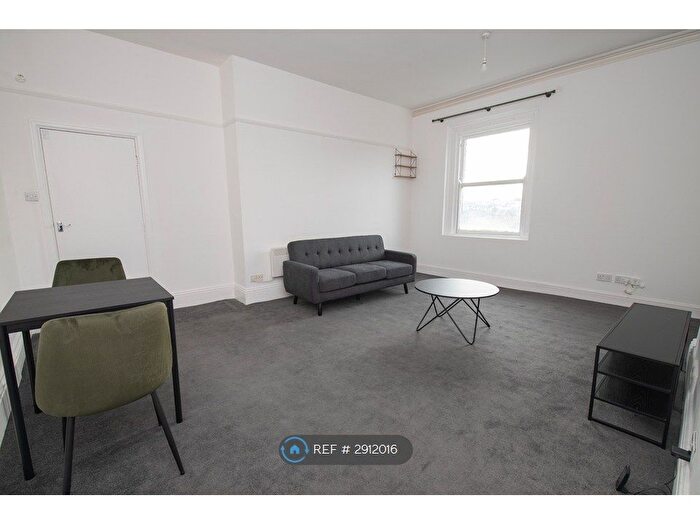 1 Bedroom Flat To Rent In Westwood, Scarborough, YO11
