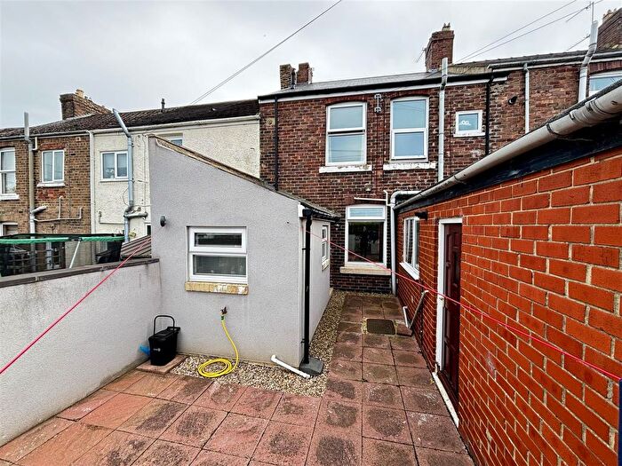 1 Bedroom Terraced House For Sale In Frederick Street North, Meadowfield, Durham, DH7