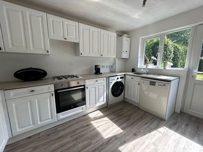 3 Bedroom Detached House For Sale In Higher Westlake Road, Roundswell, Barnstaple, Devon, EX31