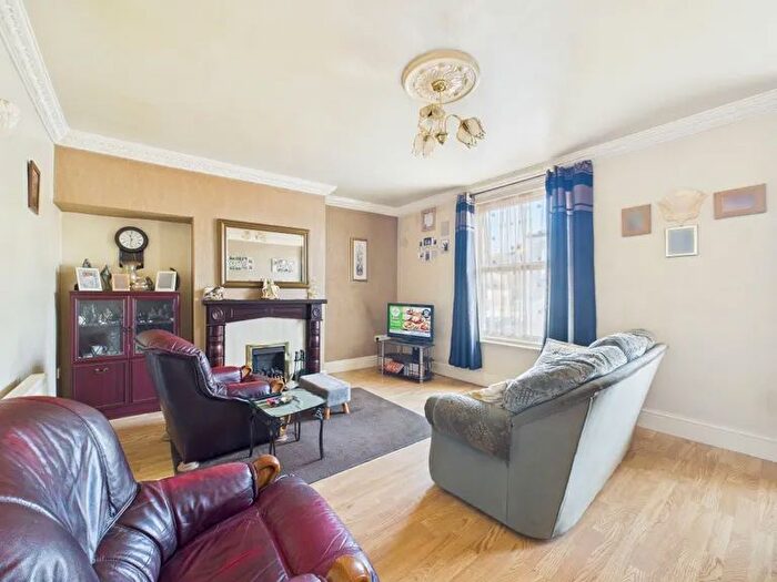 5 Bedroom Property For Sale In Queen Street, Withernsea, East Riding Of Yorkshire, HU19