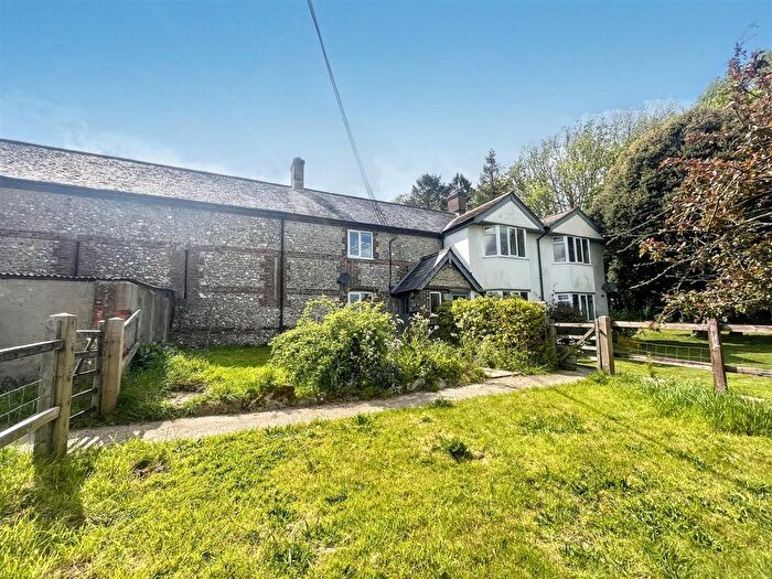 2 Bedroom Semi-Detached House To Rent In Hampton, Dorchester, Dorset, DT2