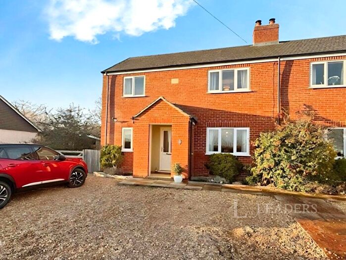 3 Bedroom House To Rent In Mallins Lane, Longcot, Faringdon, SN7