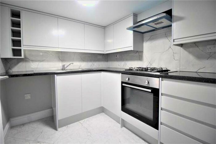 2 Bedroom Apartment To Rent In The Grove, Gravesend, Kent, DA12