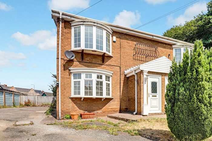 2 Bedroom Flat For Sale In Midland Avenue, Stapleford, NG9