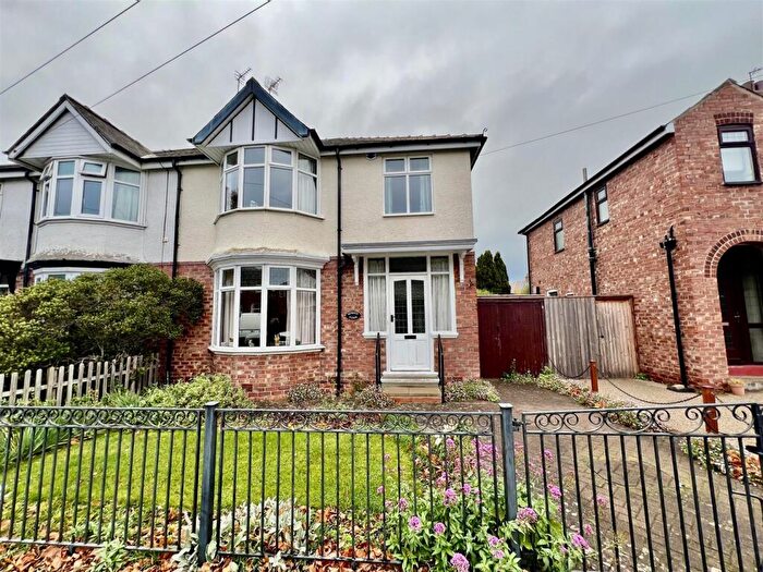 3 Bedroom Semi Detached House For Sale In Brinkburn Drive, Darlington, DL3