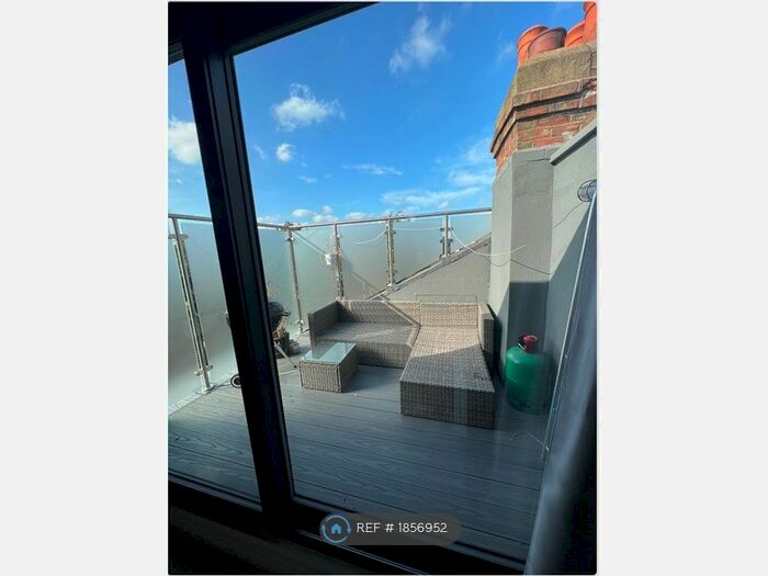 1 Bedroom Flat To Rent In Bickley Street, London, SW17