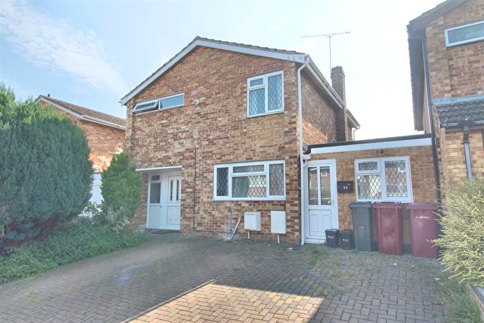 4 Bedroom Link Detached House To Rent In Galsworthy Drive, Caversham, Reading, RG4