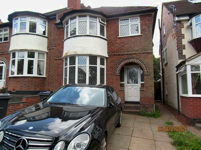 3 Bedroom House To Rent In Edenbridge Road, Hall Green, Birmingham, B28