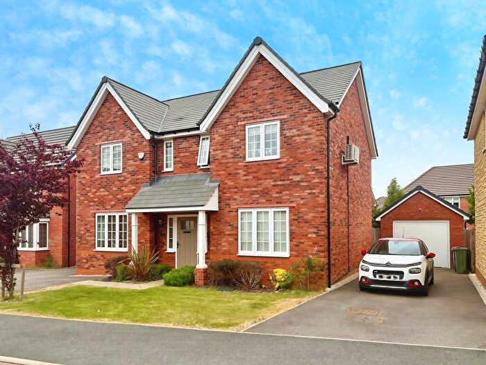 4 Bedroom Detached House For Sale In Repton Drive, Hanslope, MK19