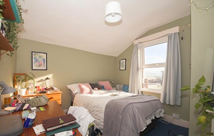 6 Bedroom Terraced House To Rent In Maple Road, Horfield, Bristol, BS7