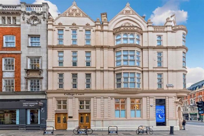 1 Bedroom Flat To Rent In Berners Street, London, W1T