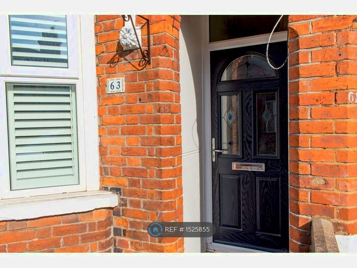 3 Bedroom Terraced House To Rent In Hartington Street, Bedford, MK41