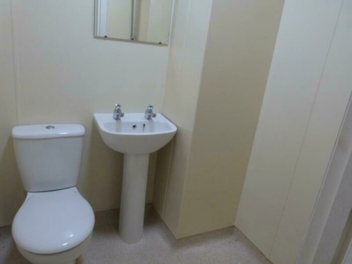 2 Bedroom Apartment For Sale In Trinity Road, Bootle, Merseyside, L20