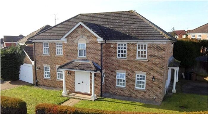 5 Bedroom Detached House For Sale In Hayton Close, Luton, LU3