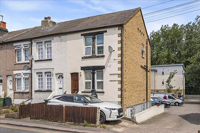 2 Bedroom House For Sale In Hawley Road, Dartford, DA1