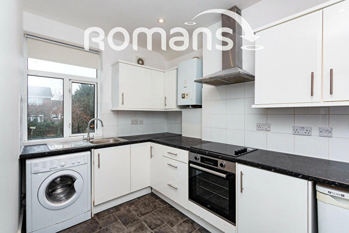 2 Bedroom Maisonette To Rent In Cove Road, Farnborough, GU14