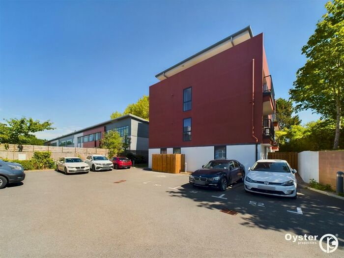 1 Bedroom Flat To Rent In Dwight Road, Watford, WD18