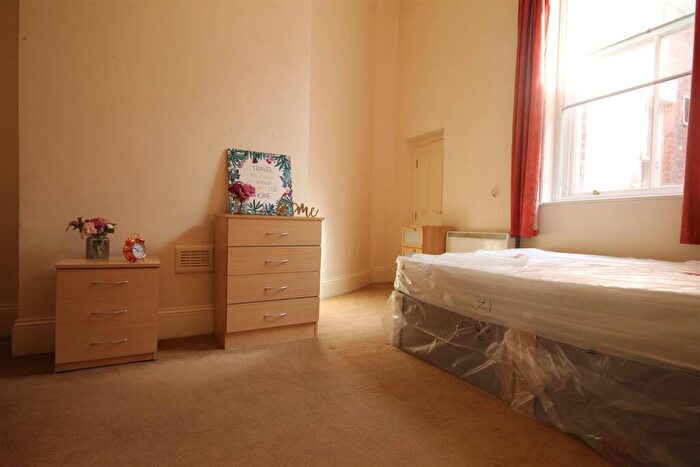 2 Bedroom Apartment To Rent In Victoria Chambers, Grainger Street, NE1