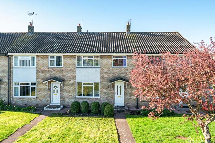 3 Bedroom Terraced House For Sale In Woodlands Avenue, Tadcaster, North Yorkshire, LS24