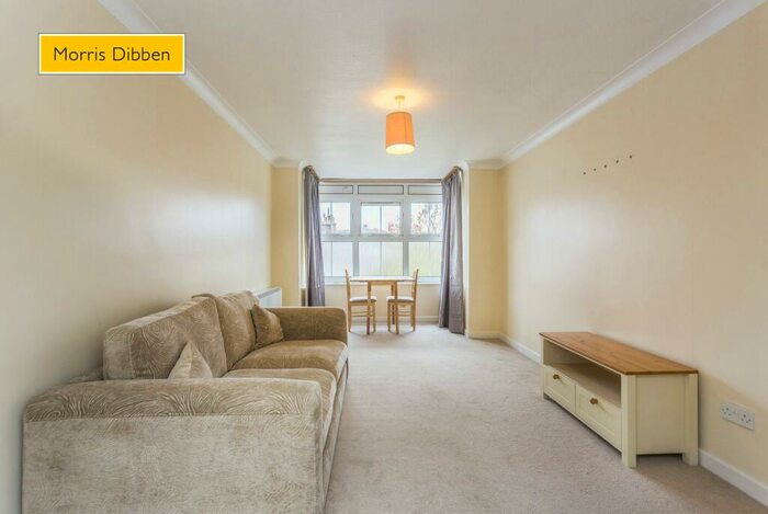 2 Bedroom Flat To Rent In Ashby Place, Southsea, PO5