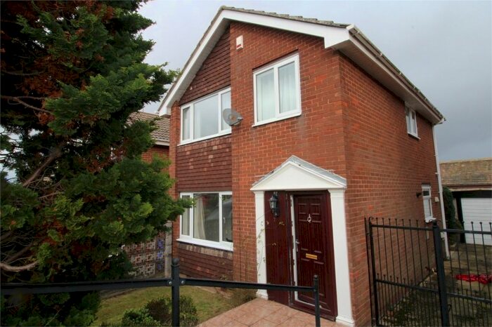 3 Bedroom Detached House To Rent In St Helen Road, Deepcar, Sheffield, South Yorkshire, S36
