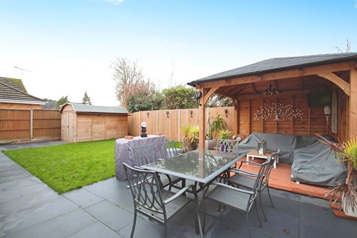 4 Bedroom Detached House For Sale In Upper Eastern Green Lane, Coventry, CV5