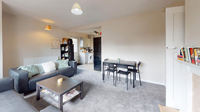 6 Bedroom Semi Detached House To Rent In Orston Drive, Wollaton, Nottingham, NG8