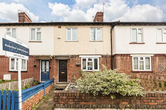 3 Bedroom Property To Rent In Montague Road, London, W7