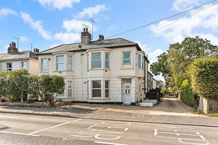 2 Bedroom Apartment To Rent In The Causeway, Arundel, BN18