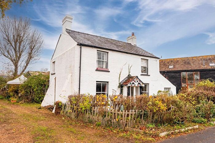 3 Bedroom Cottage For Sale In The Drift, Oakington, CB24