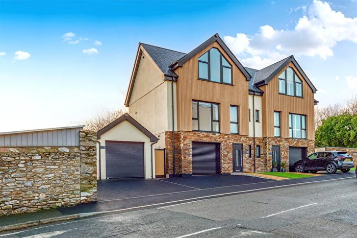 3 Bedroom Semi Detached House For Sale In Marine Drive, Torpoint, PL11