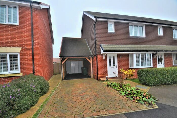 3 Bedroom Semi-Detached House To Rent In Wheatfields, Aldington, Ashford TN25