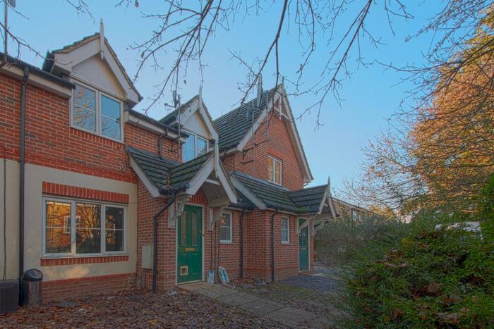 2 Bedroom Terraced House To Rent In Huntington Place, Langley, SL3