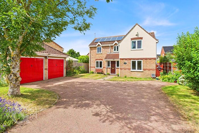 4 Bedroom Detached House For Sale In Church Road, Earsham, Bungay, NR35