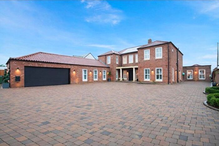6 Bedroom Detached House For Sale In Mattersey Road, Everton, DN10