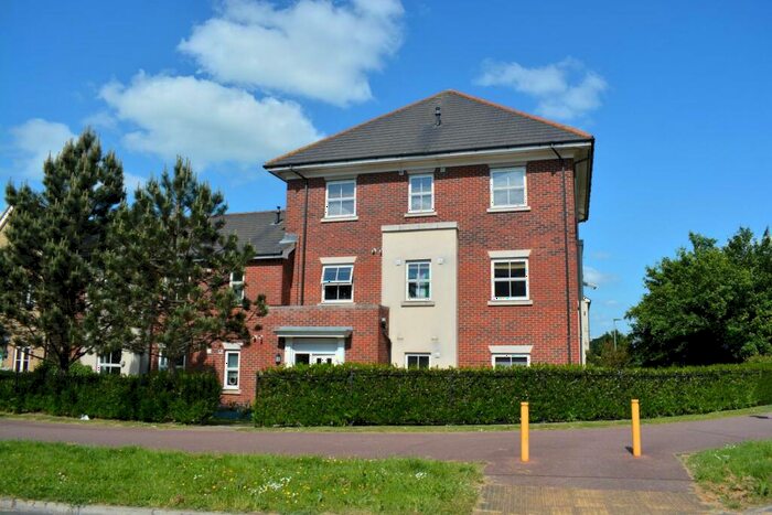 2 Bedroom Flat To Rent In Rowditch Furlong, Milton Keynes, MK14
